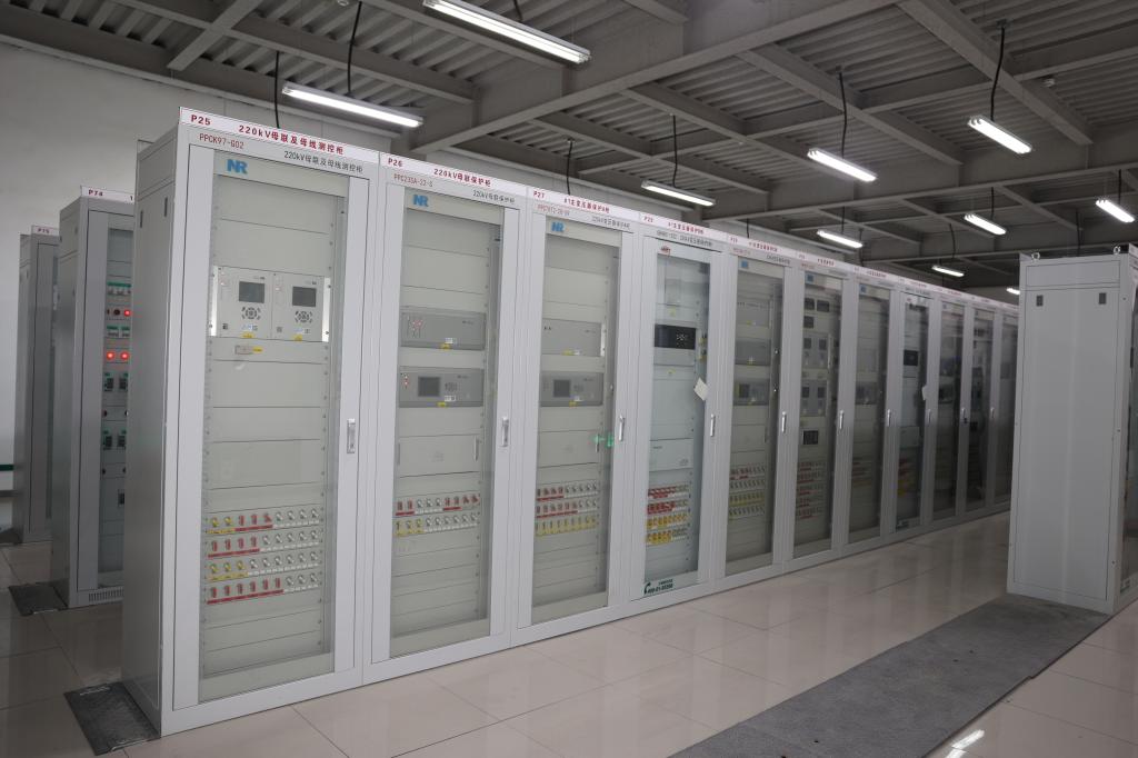 集智聚力见行动 决战百日建新功 | 拉斯维加斯3133cc有限“伊吾氢能环？？萍加邢薰窘220千伏变电站”项目顺遂送电-拉斯维加斯3133cc