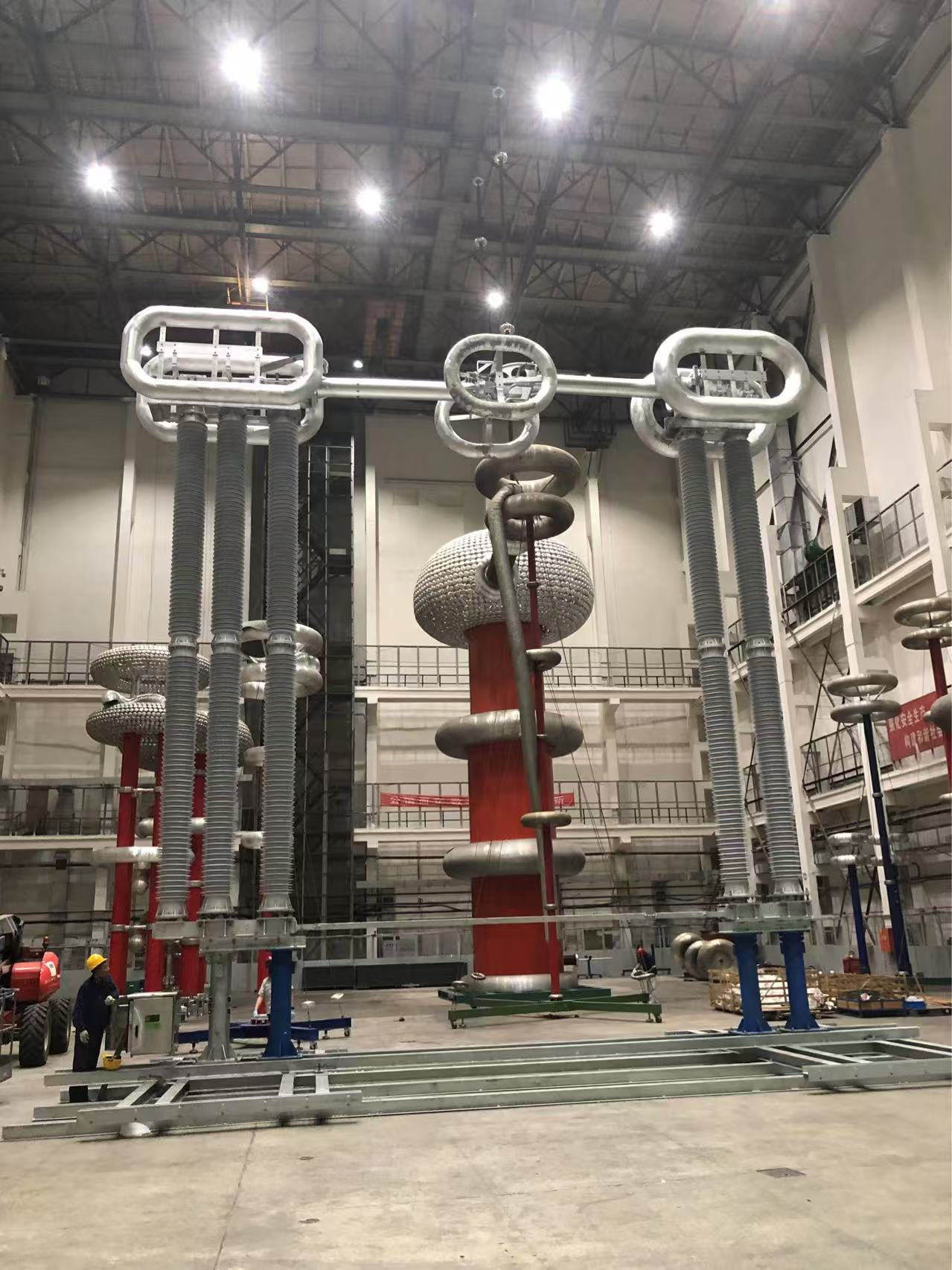集智聚力见行动 百日决战建新功 | 拉斯维加斯3133cc有限高海拔408kV直流隔脱离关研发乐成-拉斯维加斯3133cc